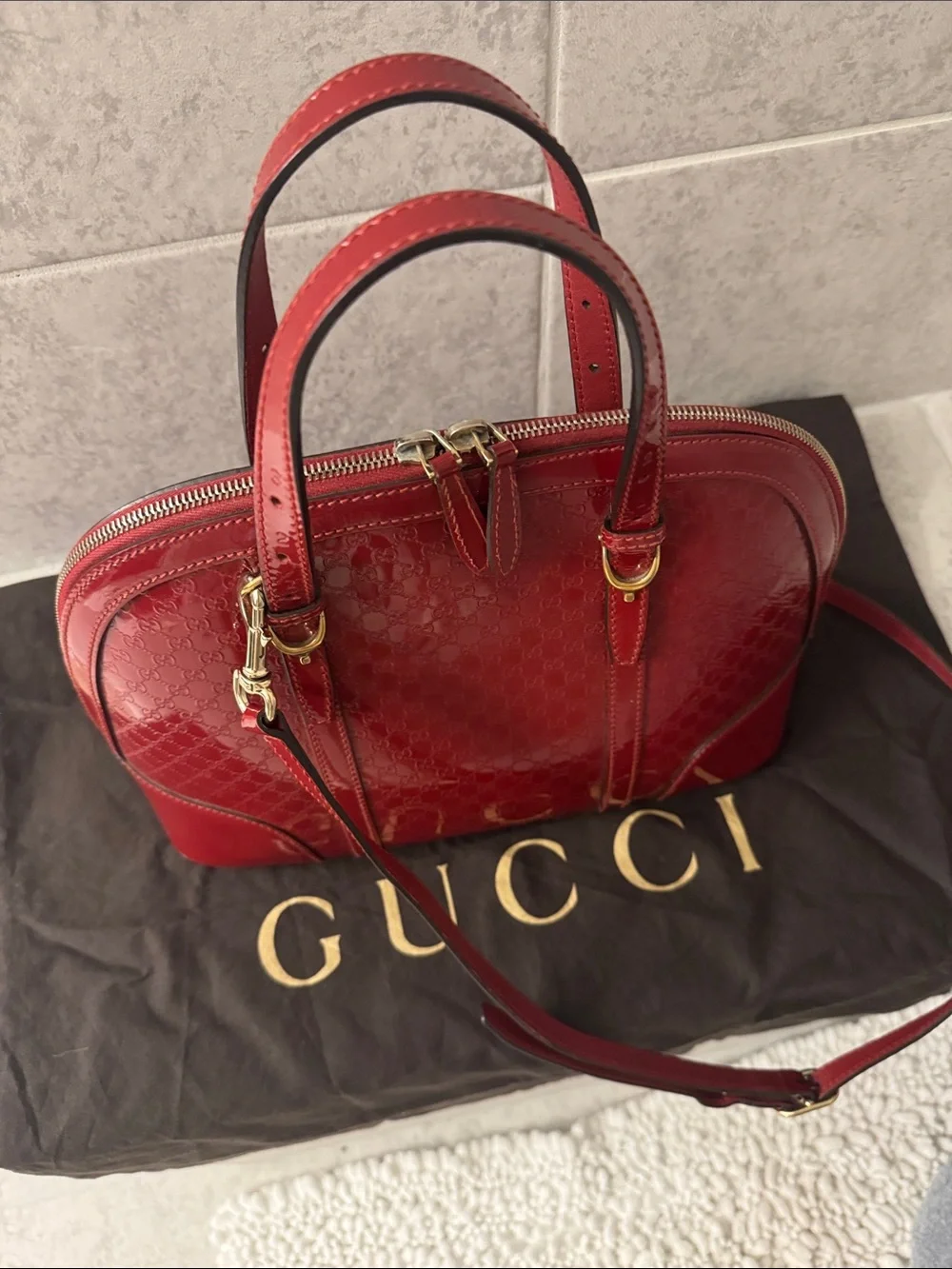 Gucci sleek vintage